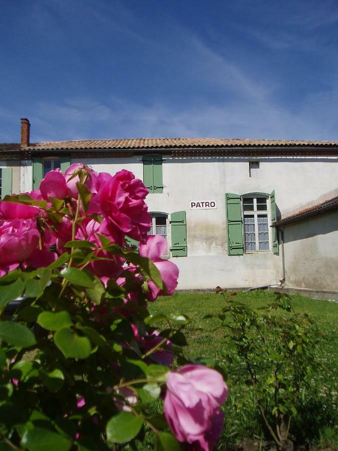 L'Ancien Patronage Caumont-sur-Garonne Exterior foto